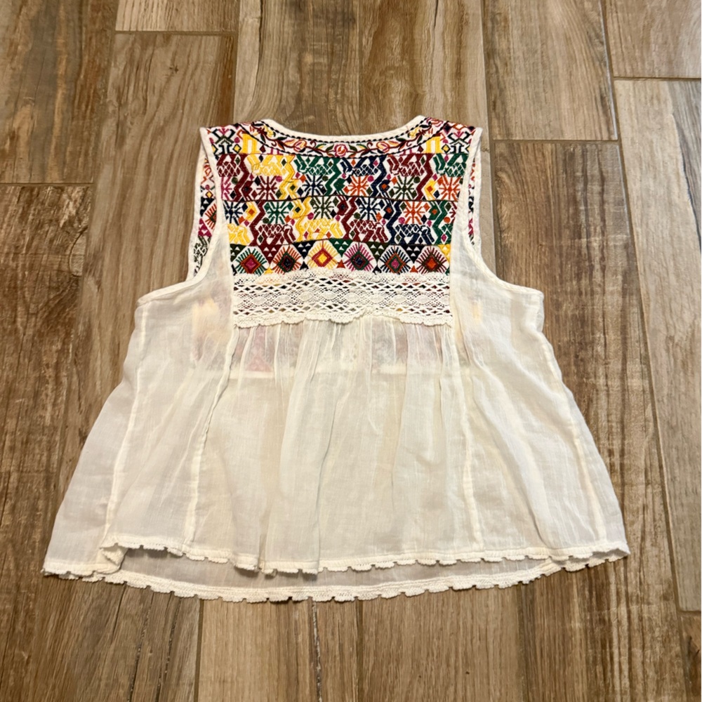 Free People Embroidered Lohri Top - Picture 4 of 4